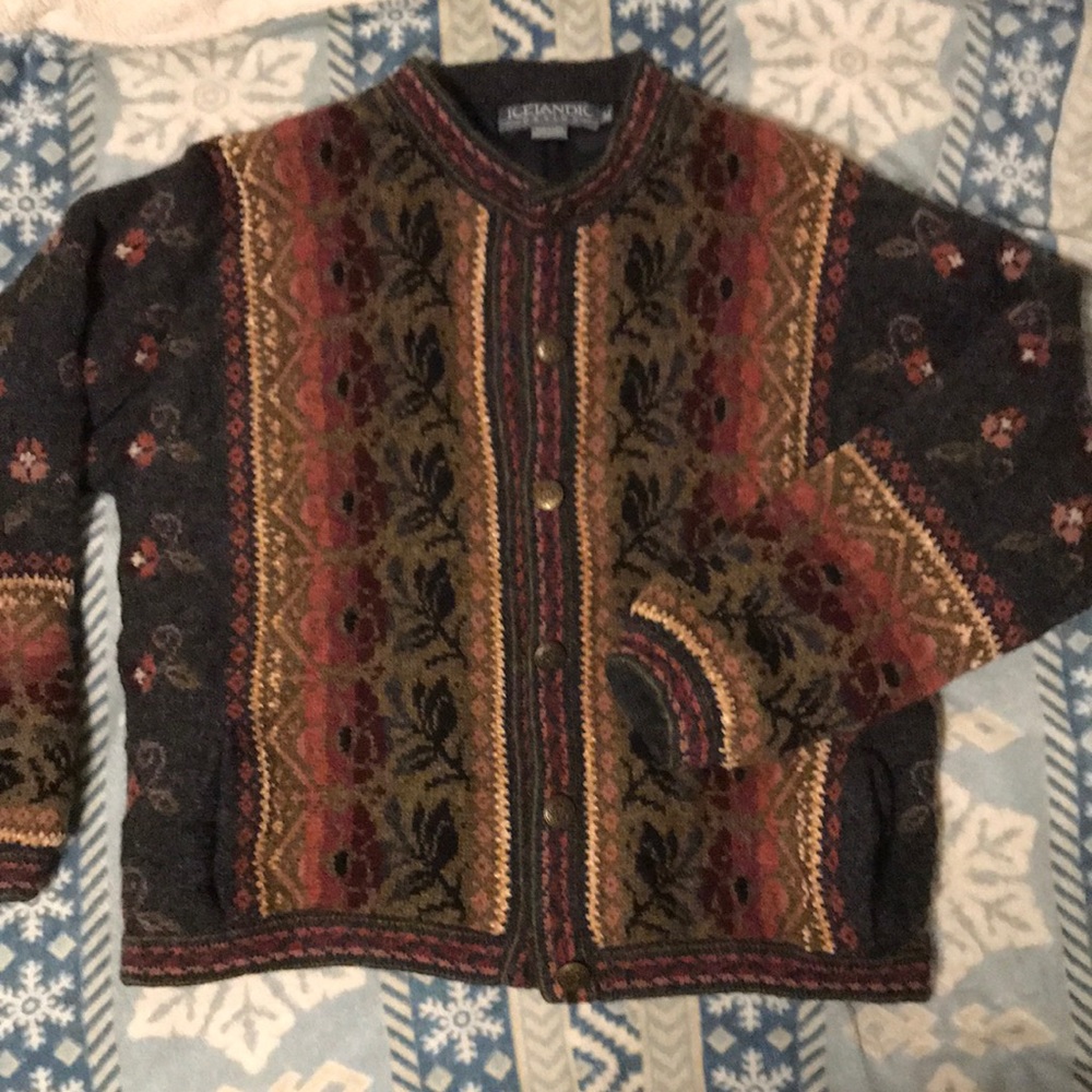 Icelandic Design Wool Button Down Heavy Cardigan